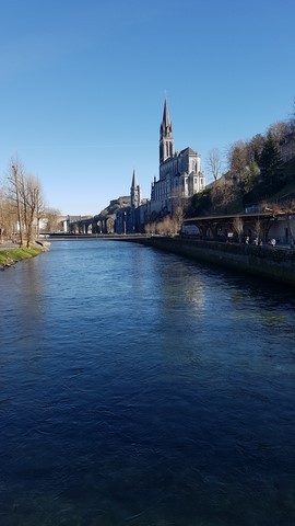 Miracle et guérison à Lourdes